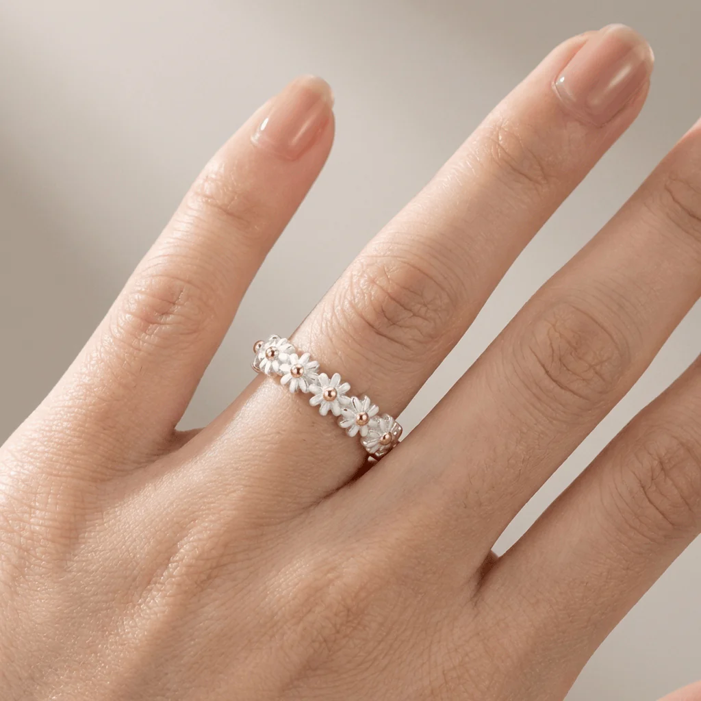 DAISY CLUSTER BAND RING - (ADJUSTABLE) - Image 2