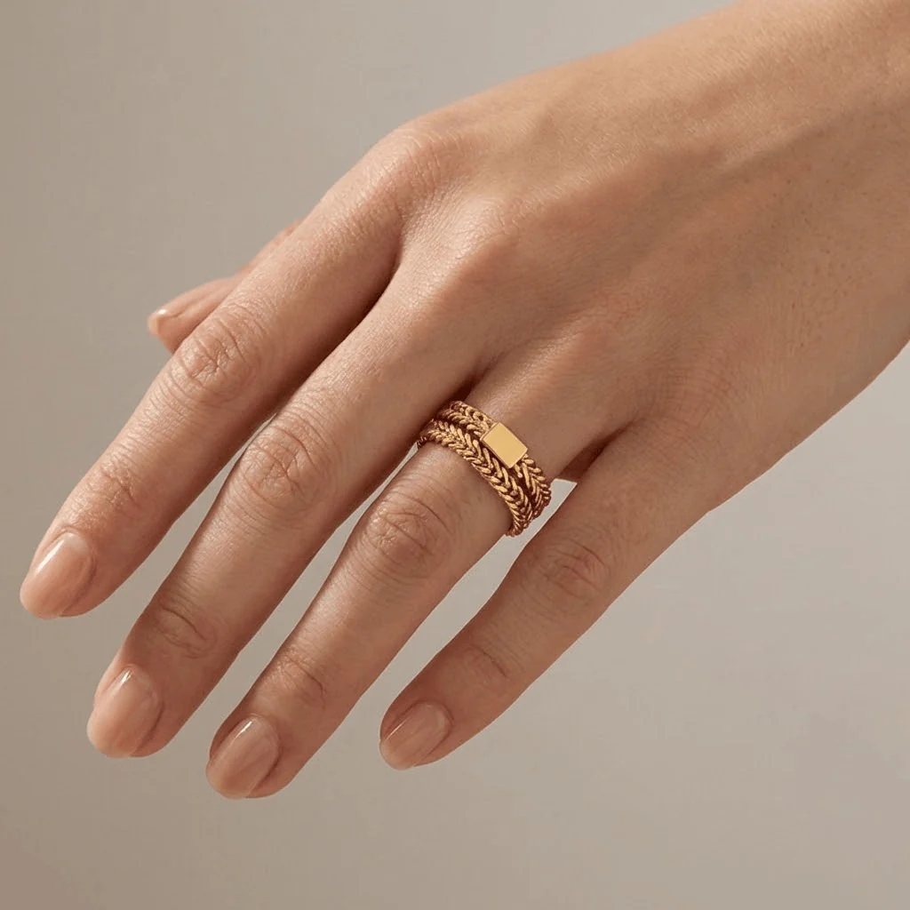 GOLD BRAIDED MESH BAND RING - Image 2