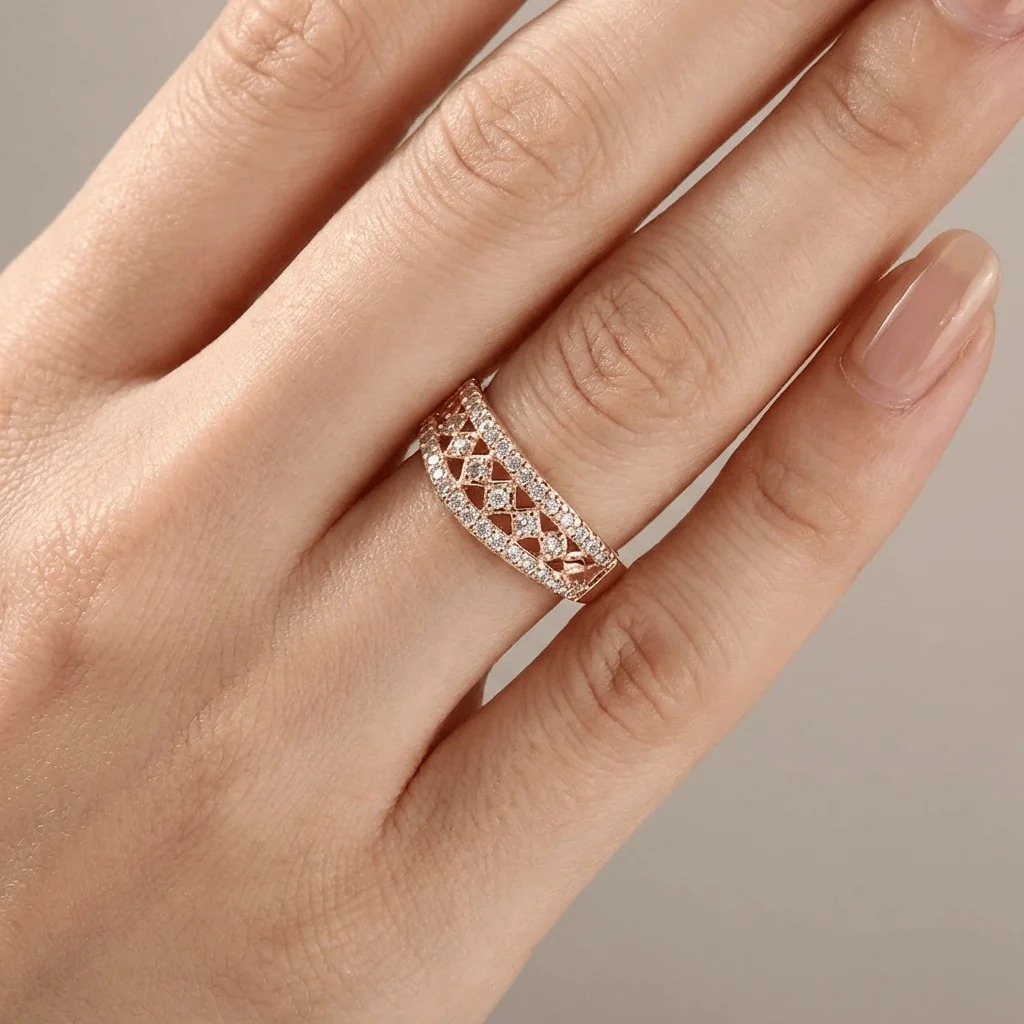 GOLD PAVE BAND RING - Image 2