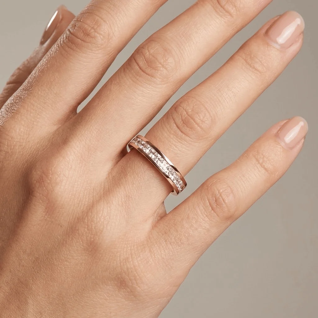 ROSE GOLD ZIRCONIA BAND RING - Image 2