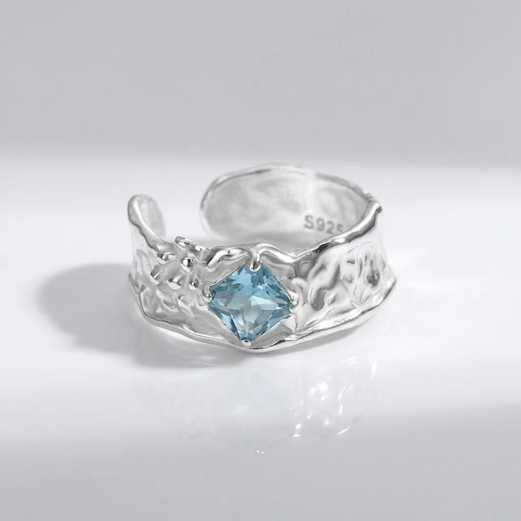 SILVER AQUAMARINE TEXTURED RING - (ADJUSTABLE)