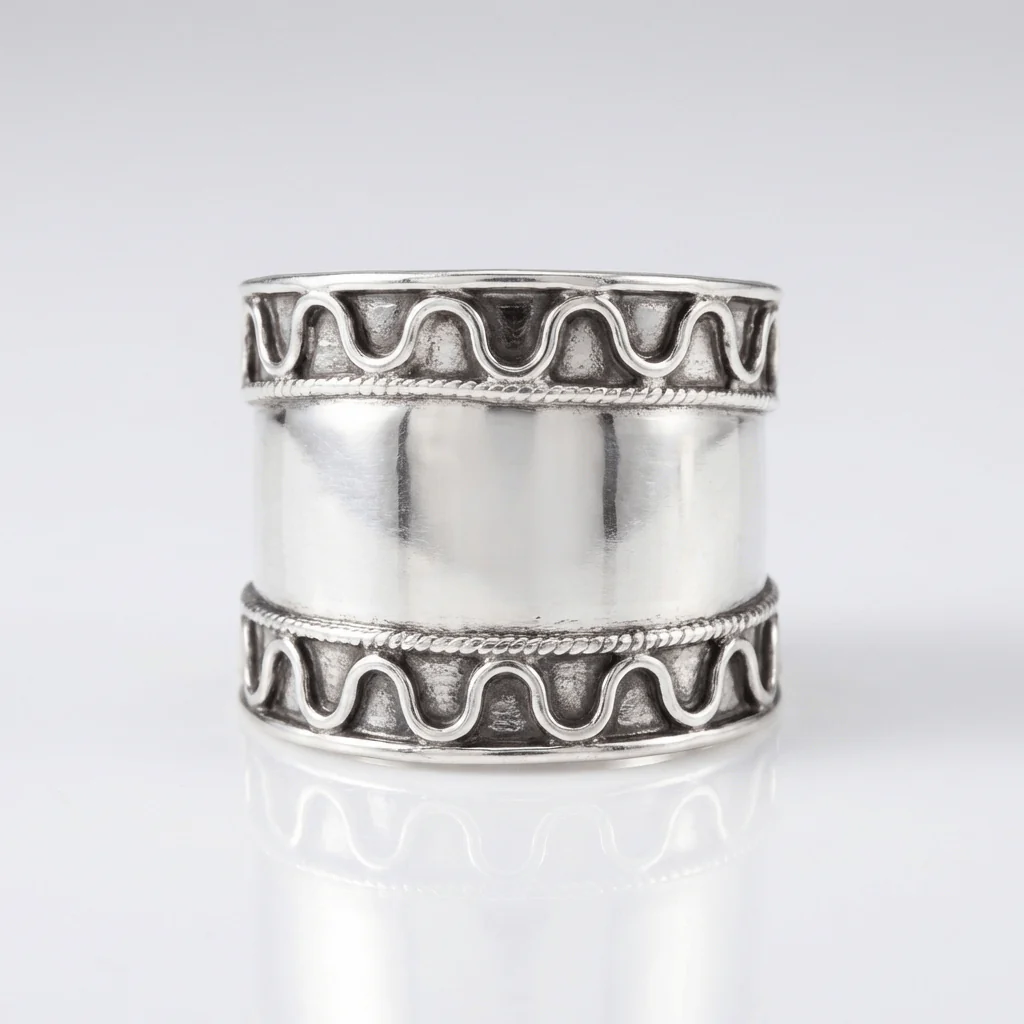 SILVER SHELL STRIPE RING